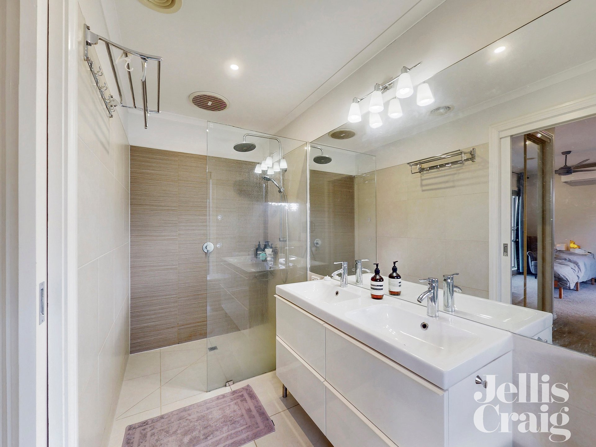 7 Grace Court, Kew image 8