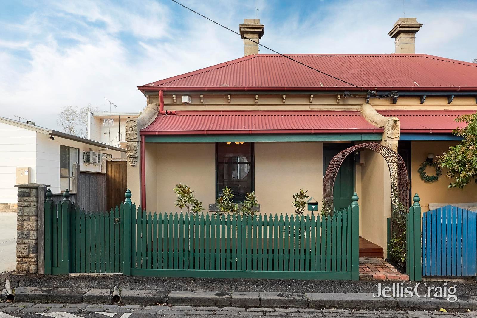 7 Grattan Place, Richmond image 1