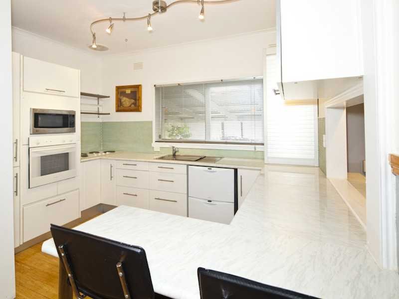 7 Great Britain Street, Herne Hill image 4
