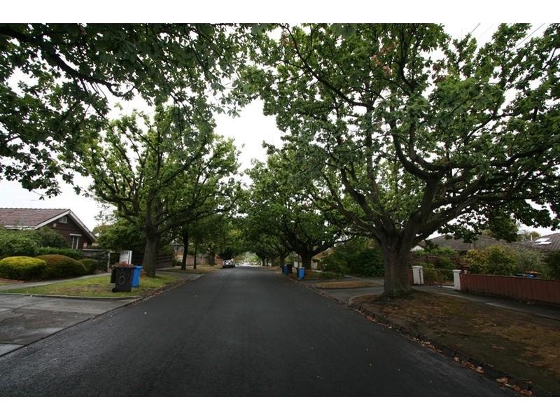 7 Grey Street, Balwyn image 2