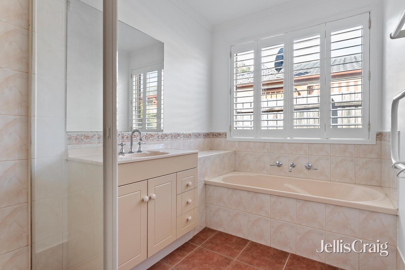 7 Grierson Drive, Kilsyth image 9