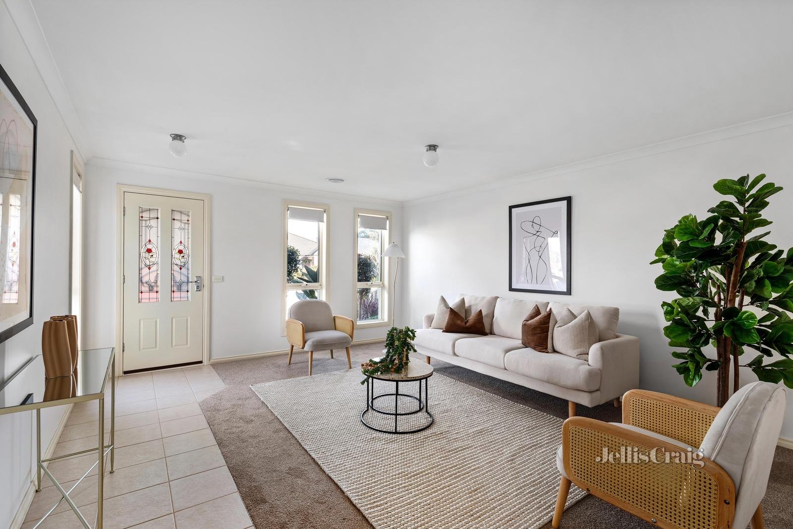 7 Groundberry Street, South Morang image 2