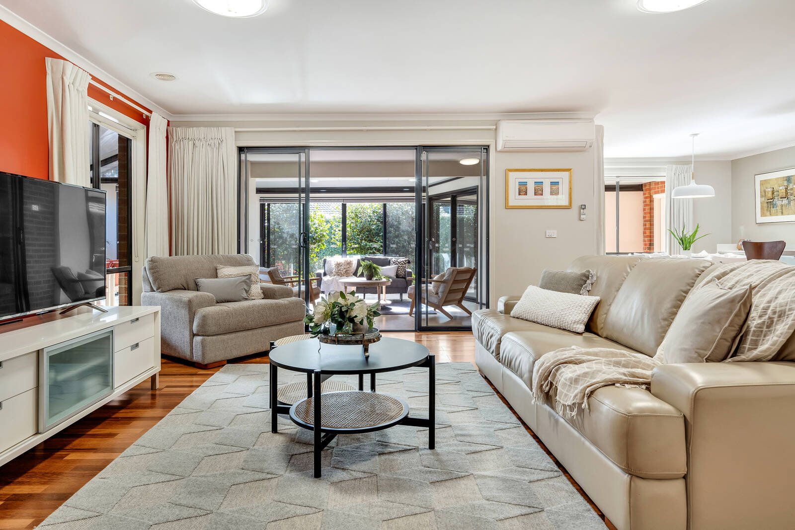 Property Gallery Thumbnail 9