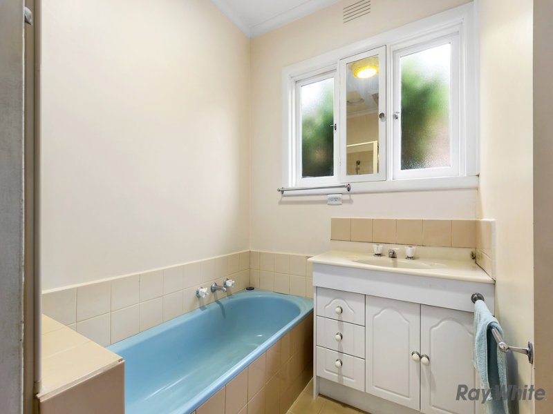 7 Halsey Street, Box Hill South image 4