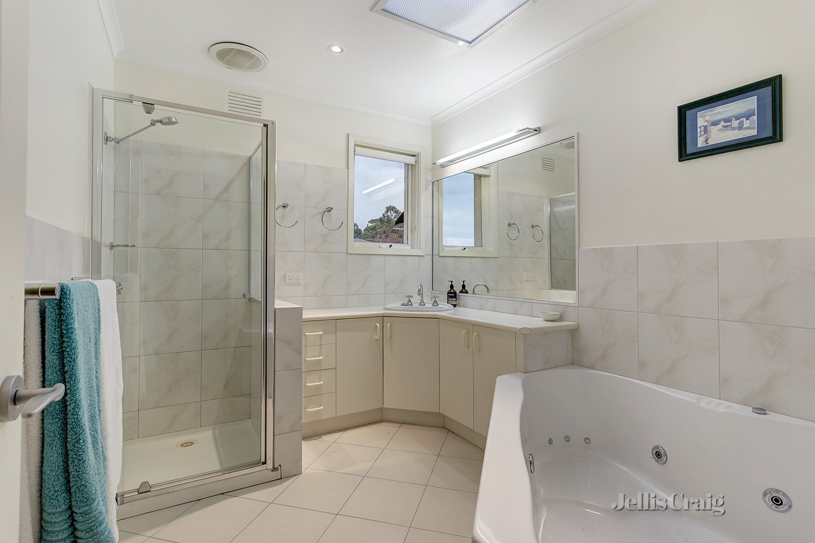 7 Hanwell Court, Glen Waverley image 7