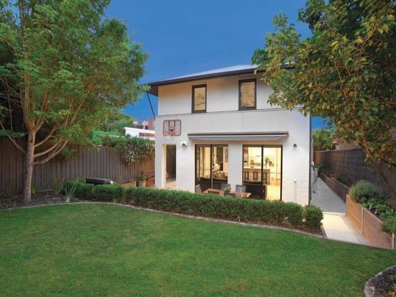 7 Hartwood Street, Kew East image 8