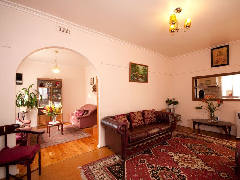 7 Haughton Court, Box Hill South image 2