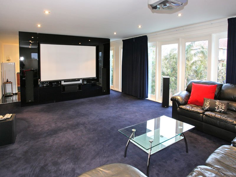 7 Heaton Avenue, Elwood image 8