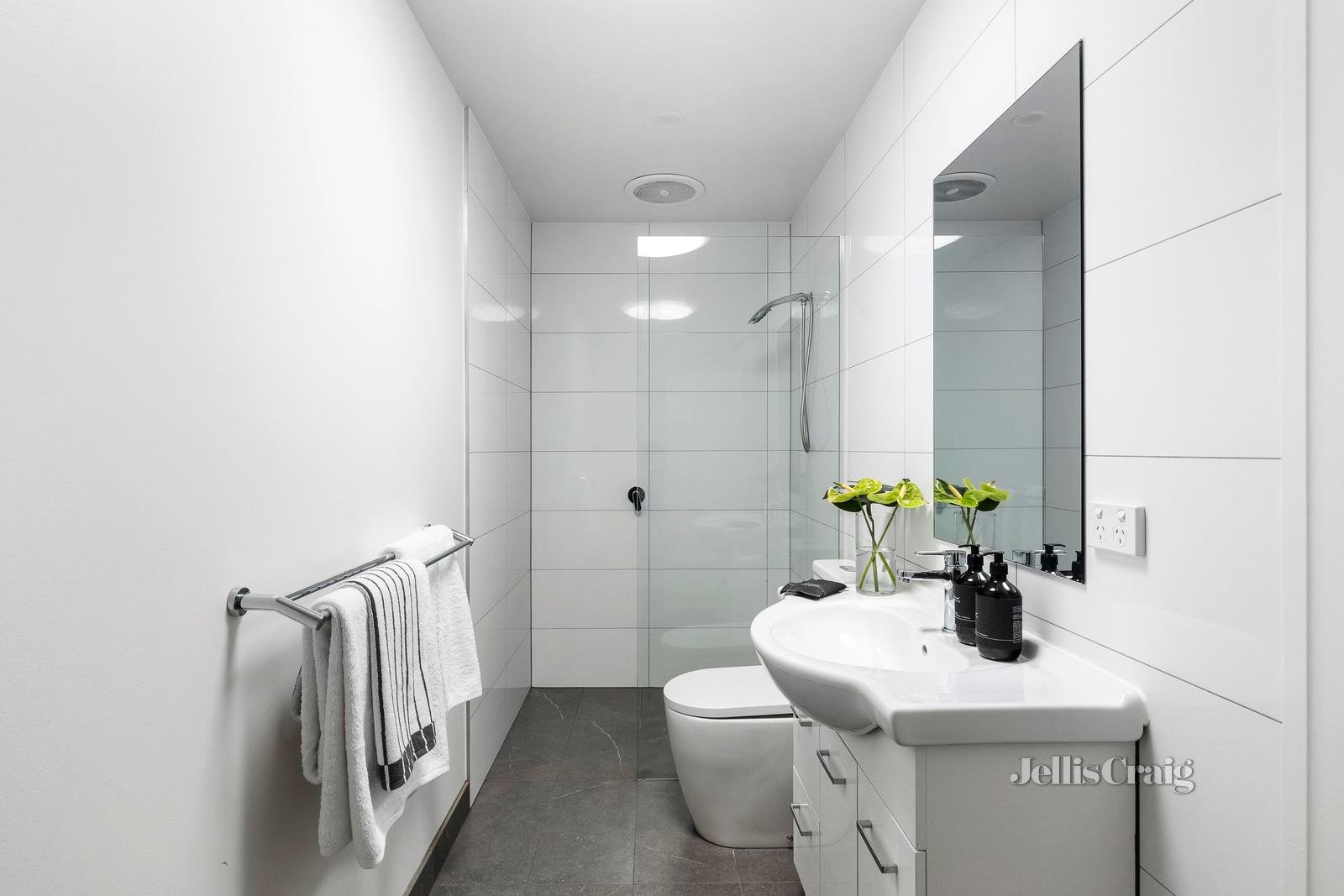 7 Henry Street, Kensington image 6