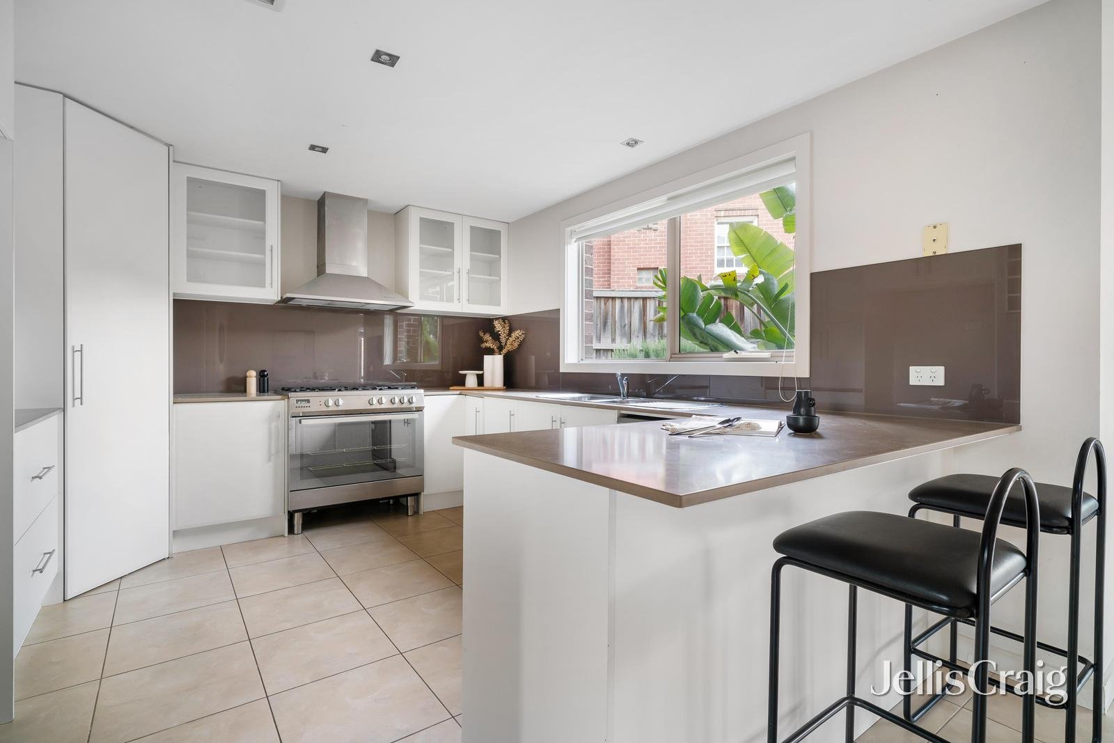 7 Heritage Court, Macleod image 6