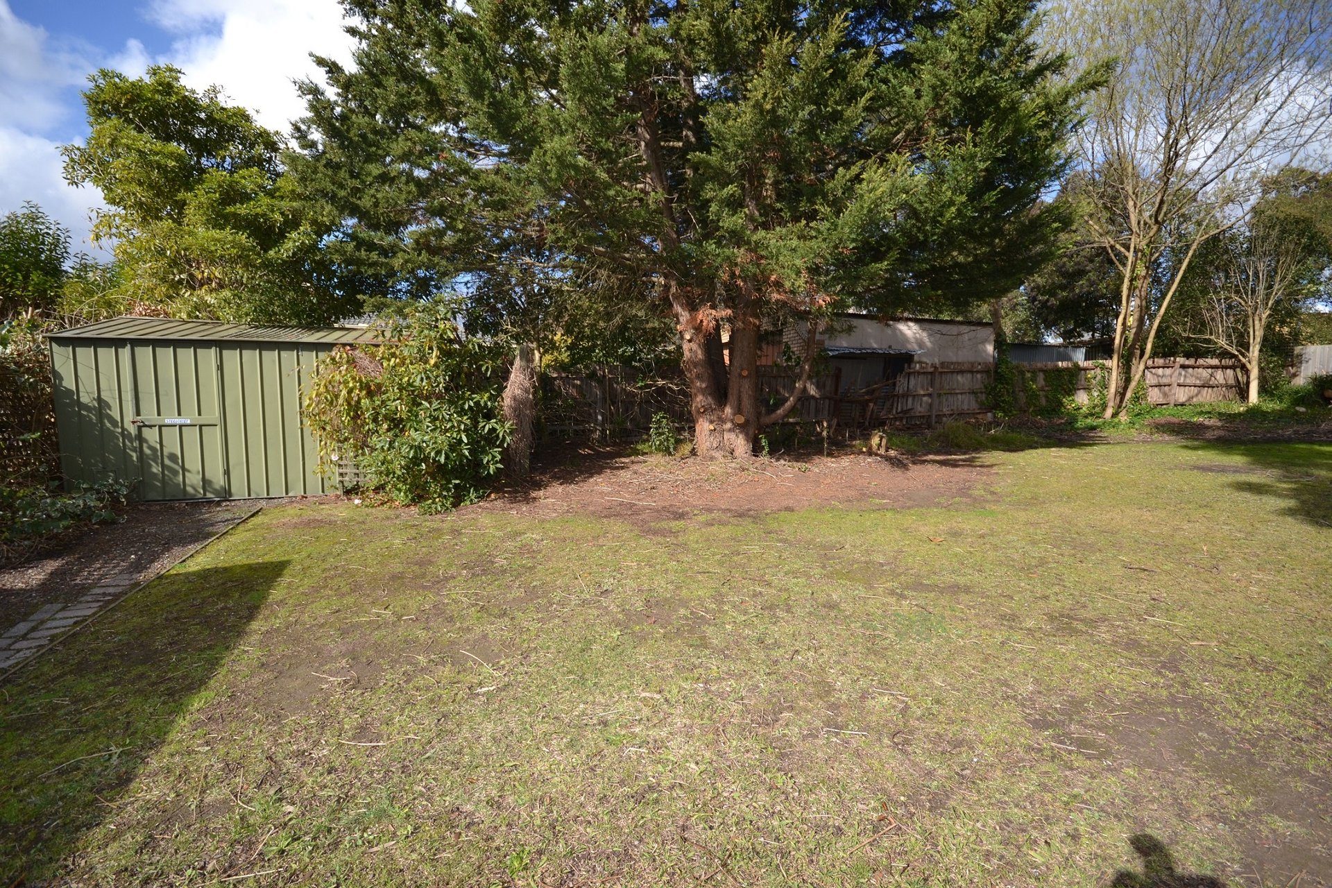 7 Highland Avenue, Croydon image 14