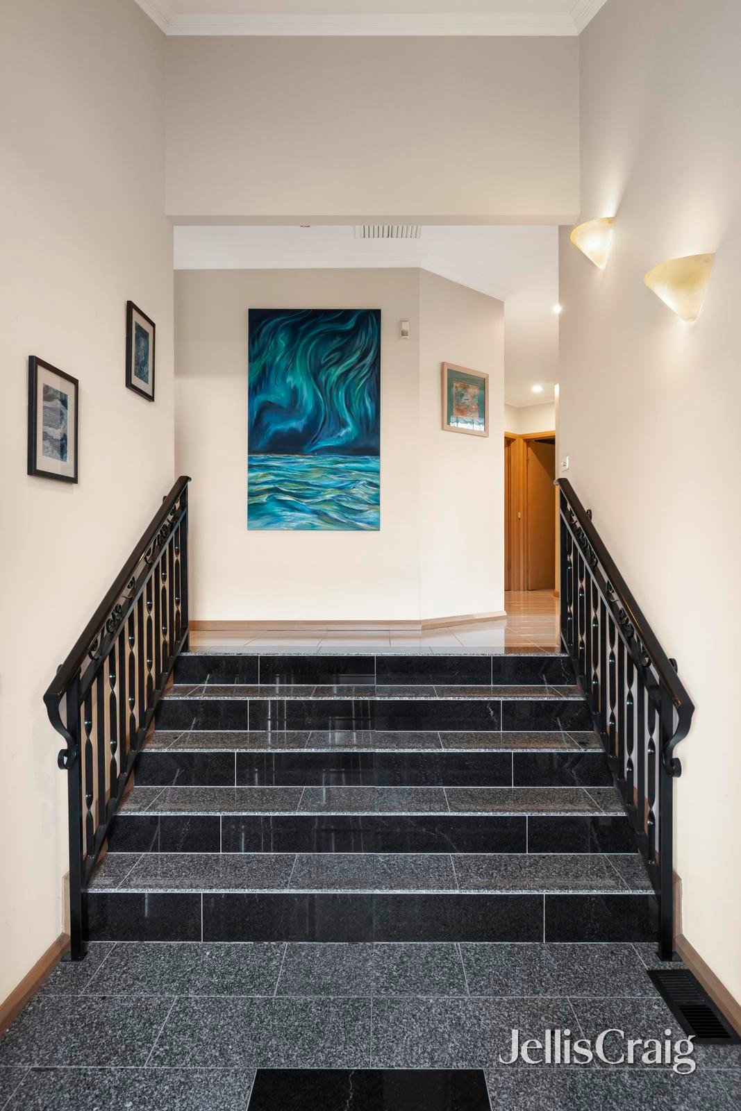 7 Highleigh Court, Mooroolbark image 2