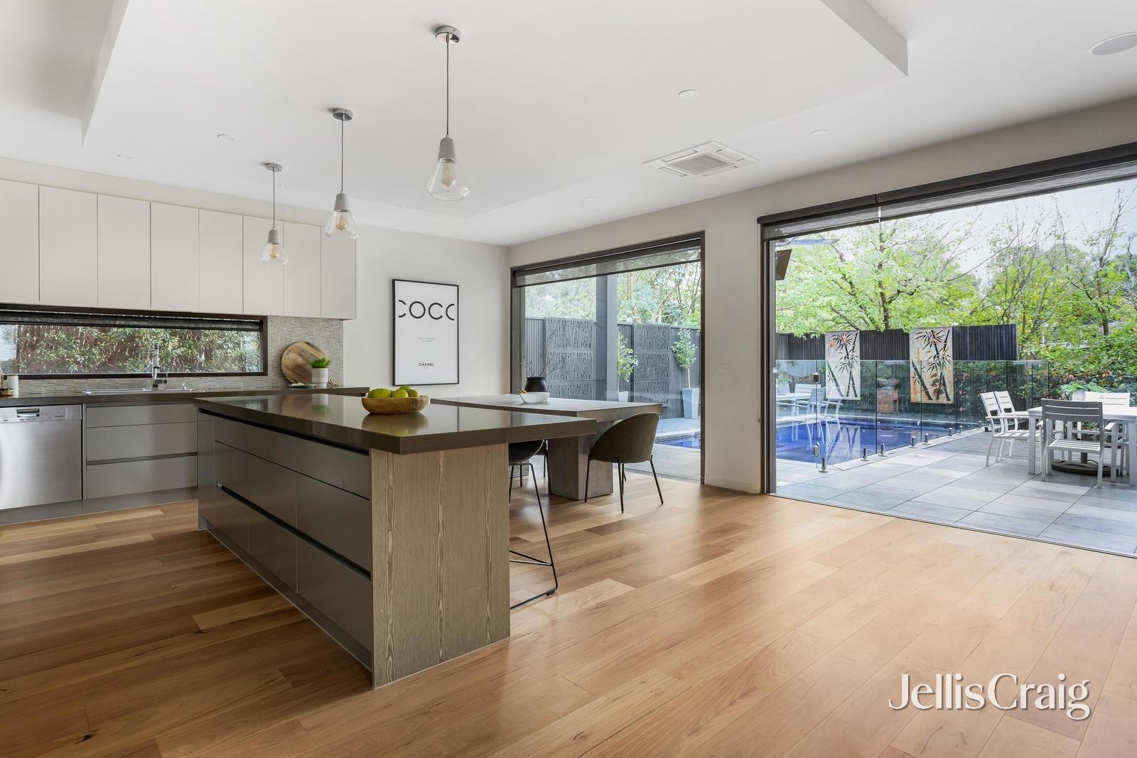 7 Hill Mews, Eltham image 4