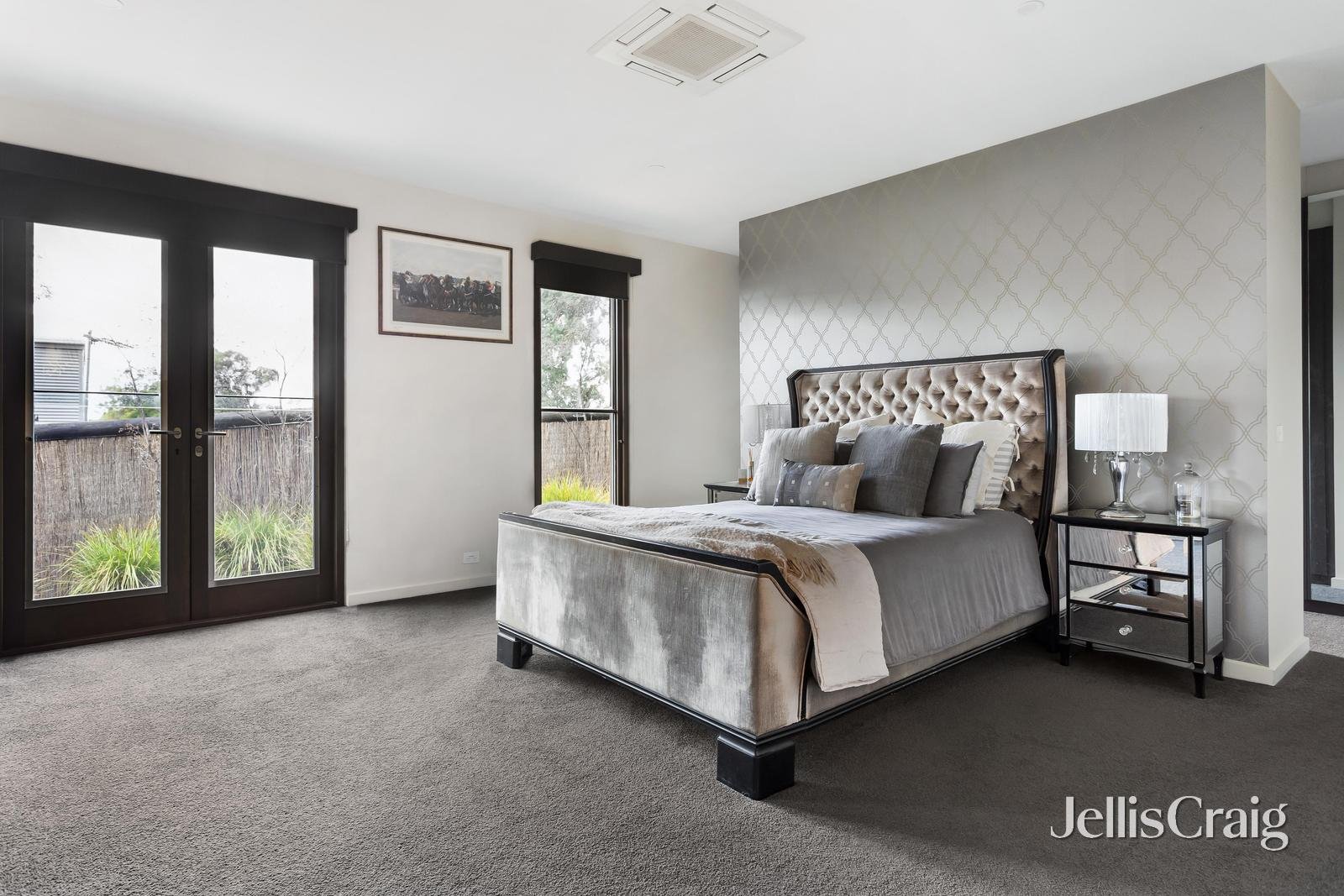 7 Hill Mews, Eltham image 7
