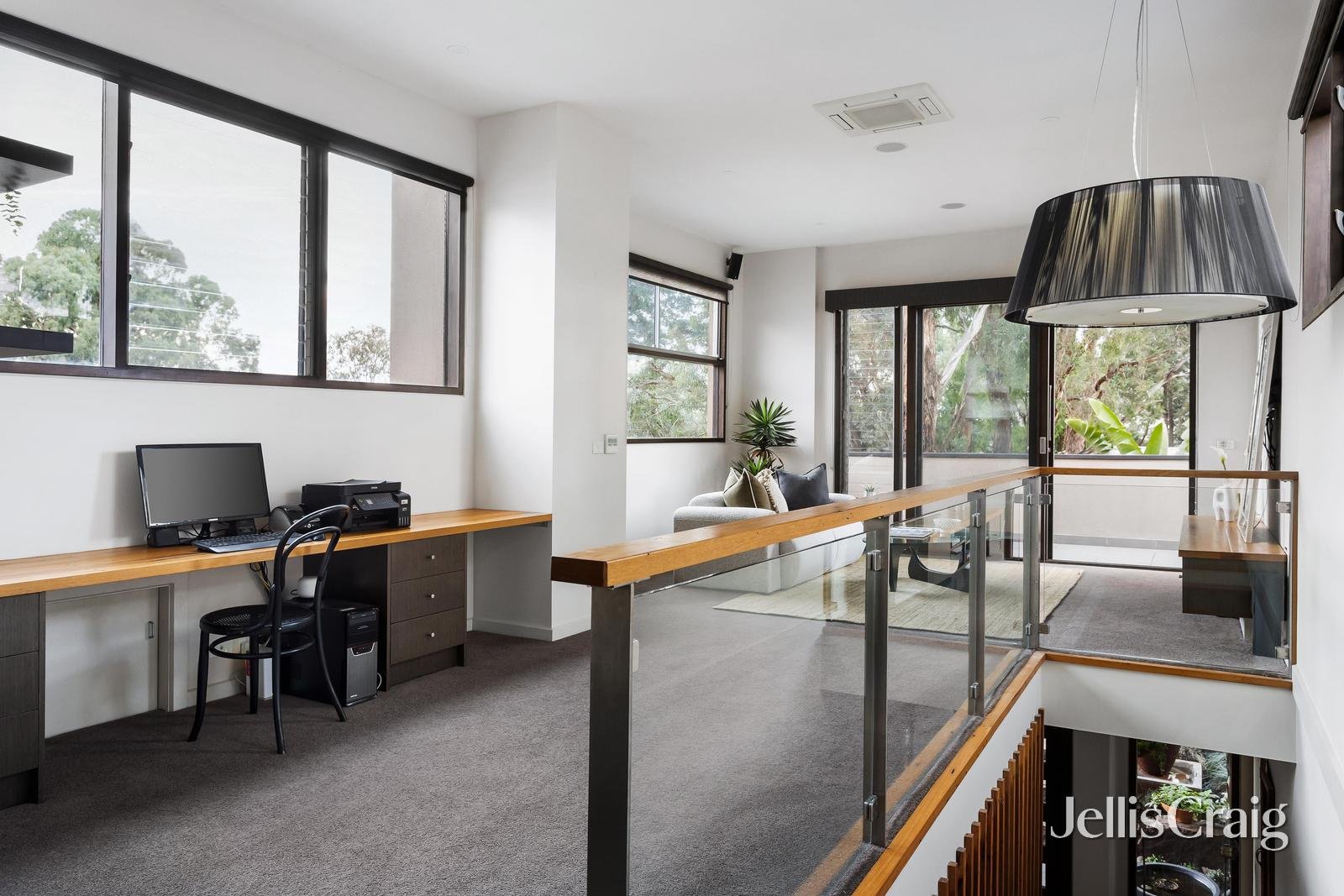 7 Hill Mews, Eltham image 10