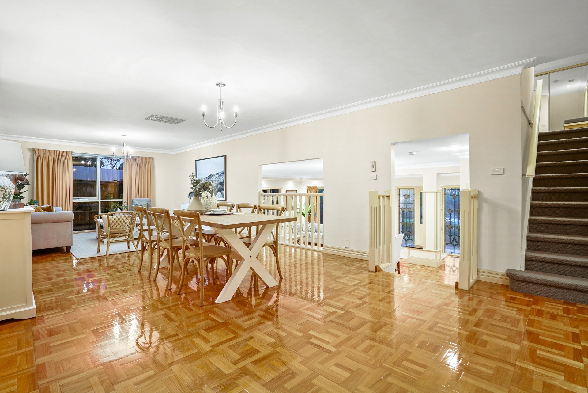 7 Hoadley Crescent, Burwood East image 5