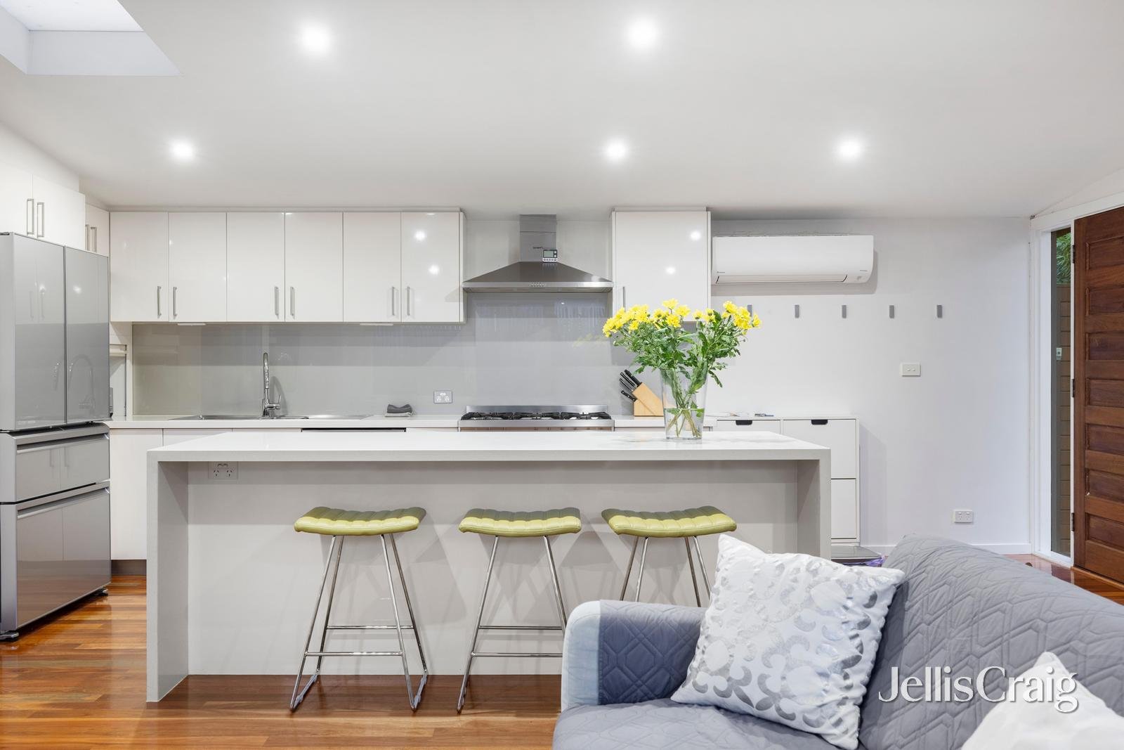 7 Holden Road, Rye image 5