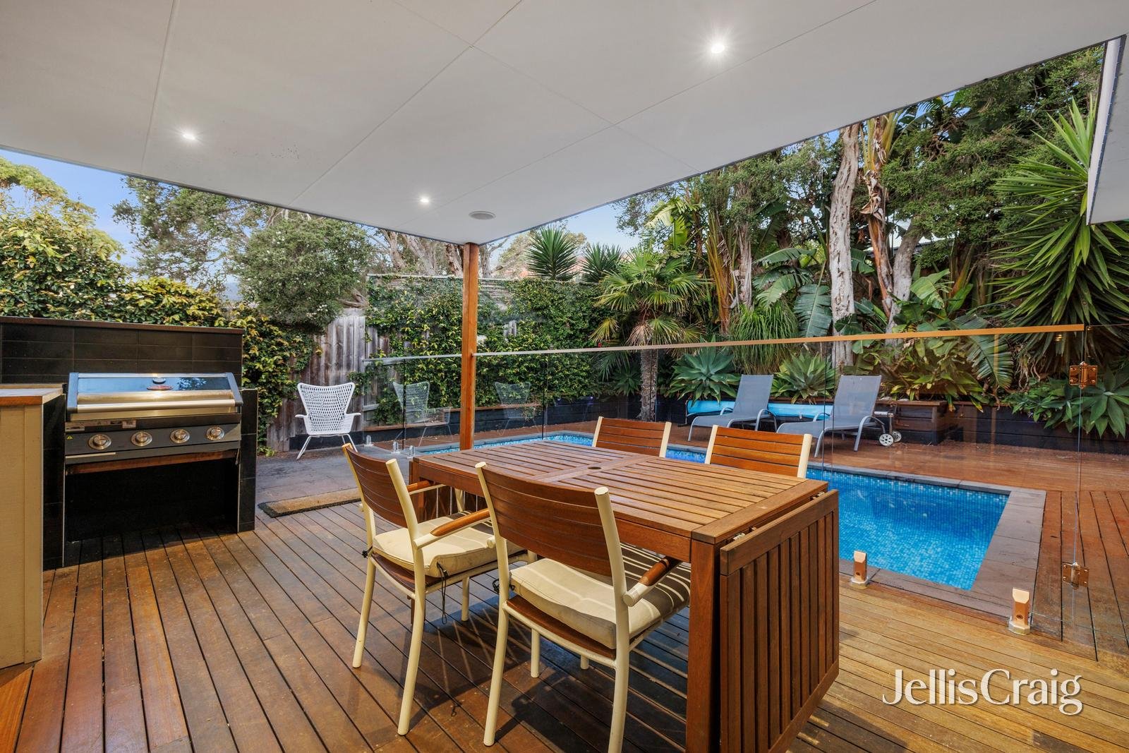 7 Holden Road, Rye image 16