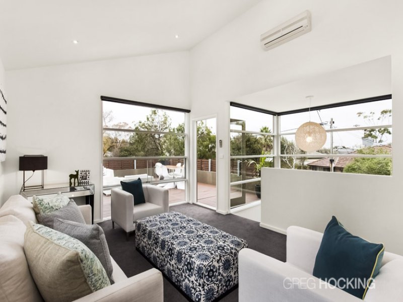 7 Holland Court, Newport image 10