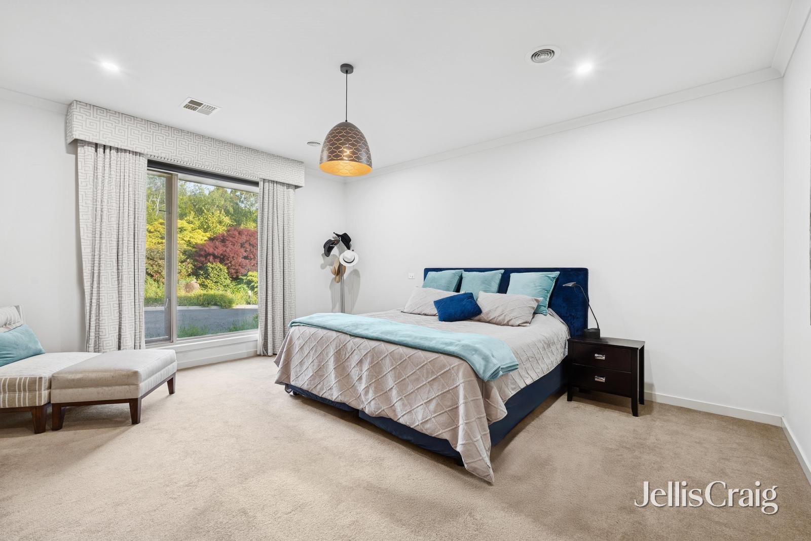 7 Honeysuckle Way, Chirnside&nbsp;Park image 12
