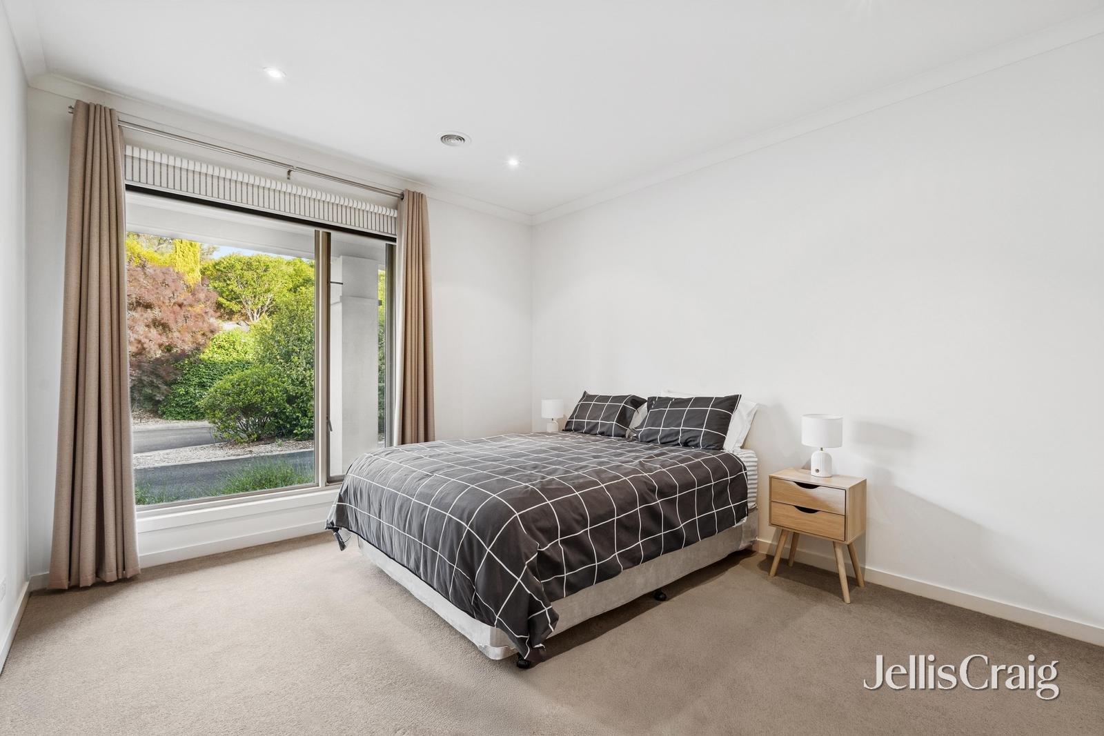 7 Honeysuckle Way, Chirnside&nbsp;Park image 15