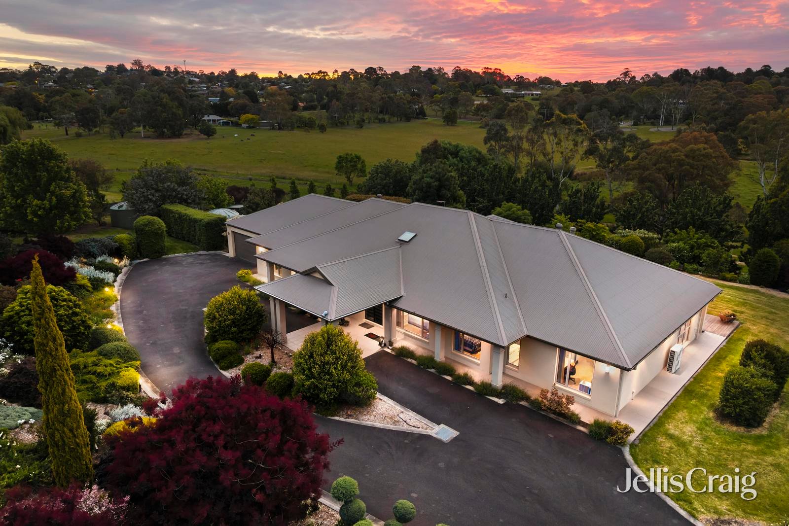 7 Honeysuckle Way, Chirnside&nbsp;Park image 19