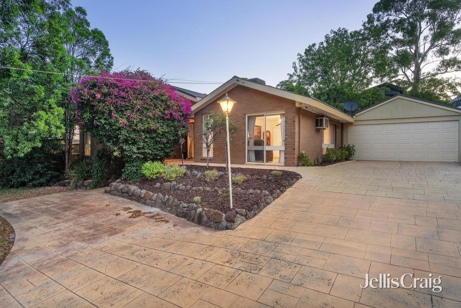 7 Hope Street, Greensborough image 1