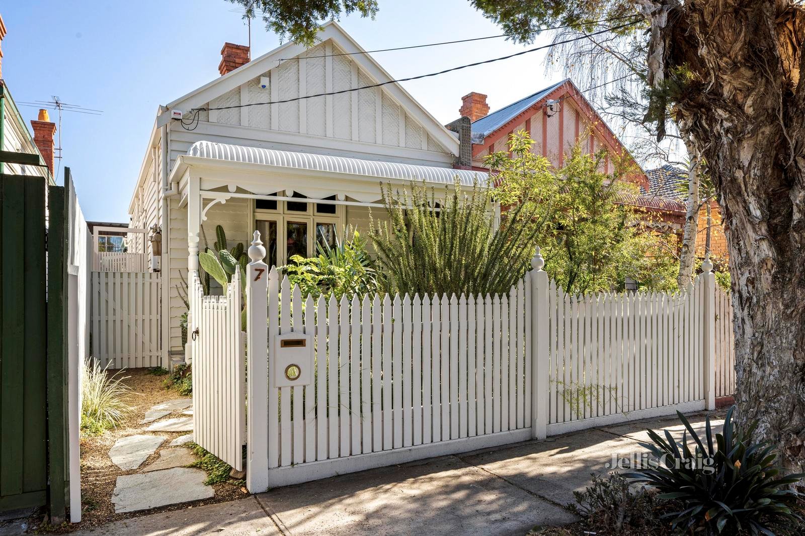 7 Howard Street, Brunswick image 1