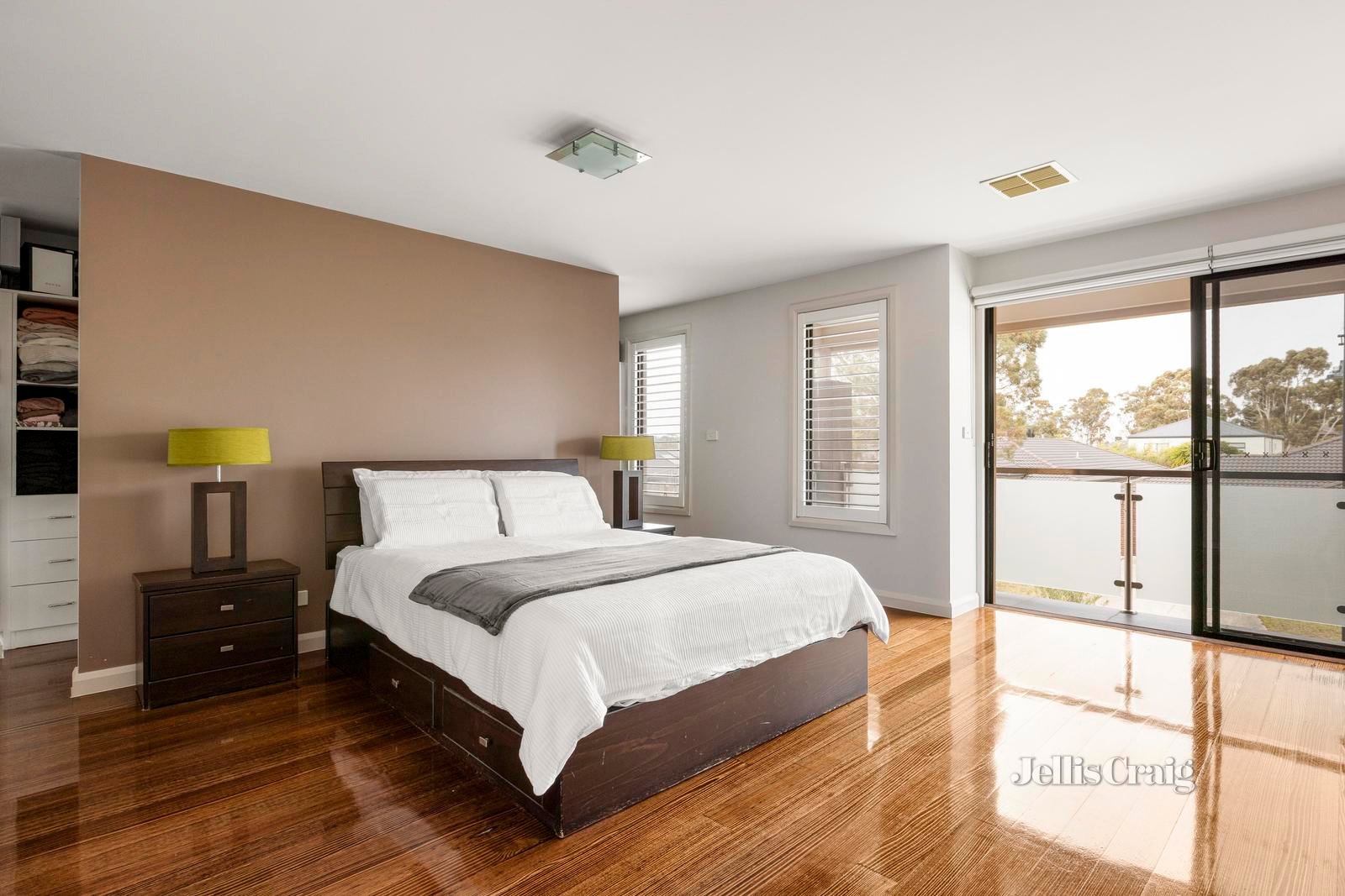 7 Hutmil Drive, South Morang image 10
