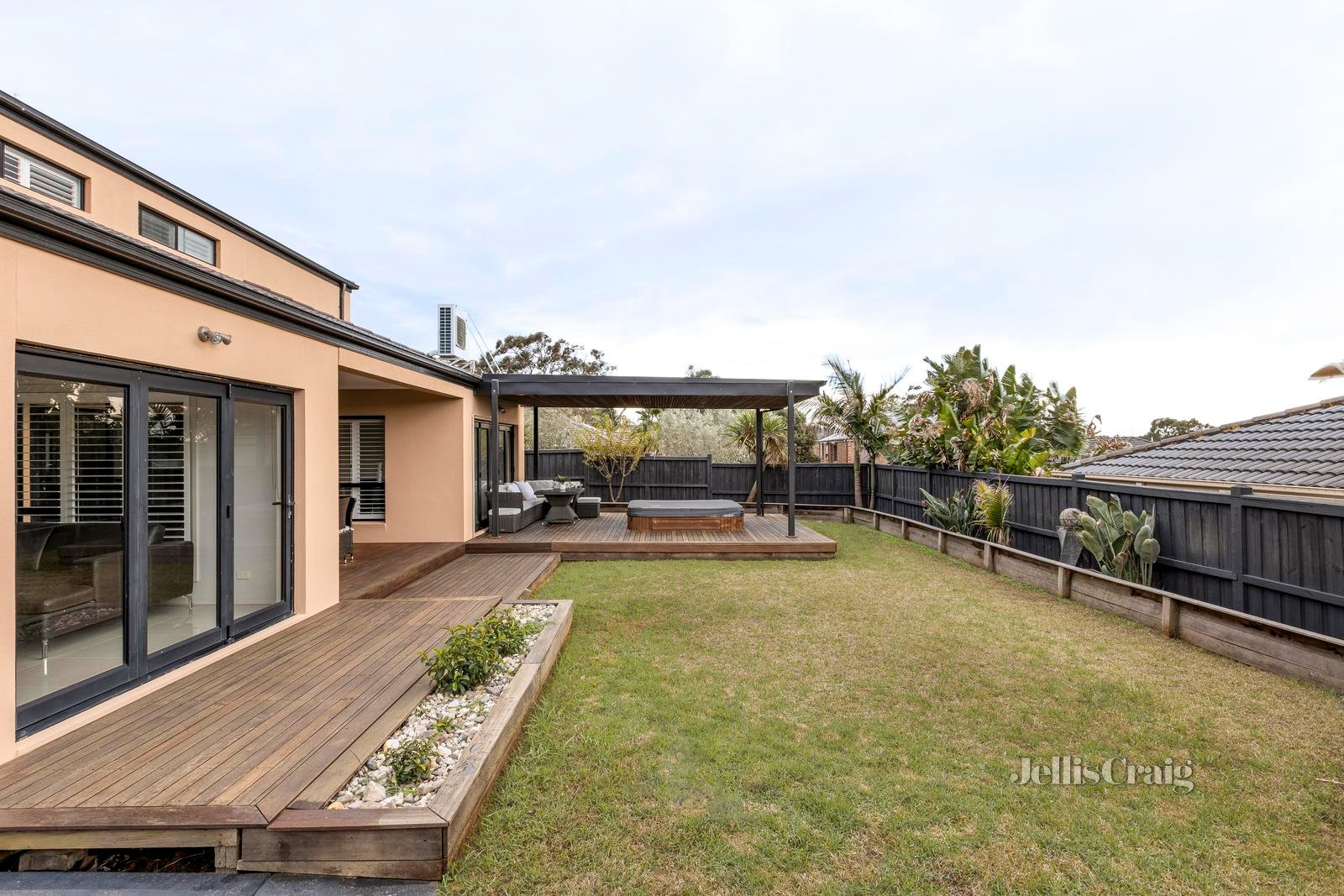 7 Hutmil Drive, South Morang image 17