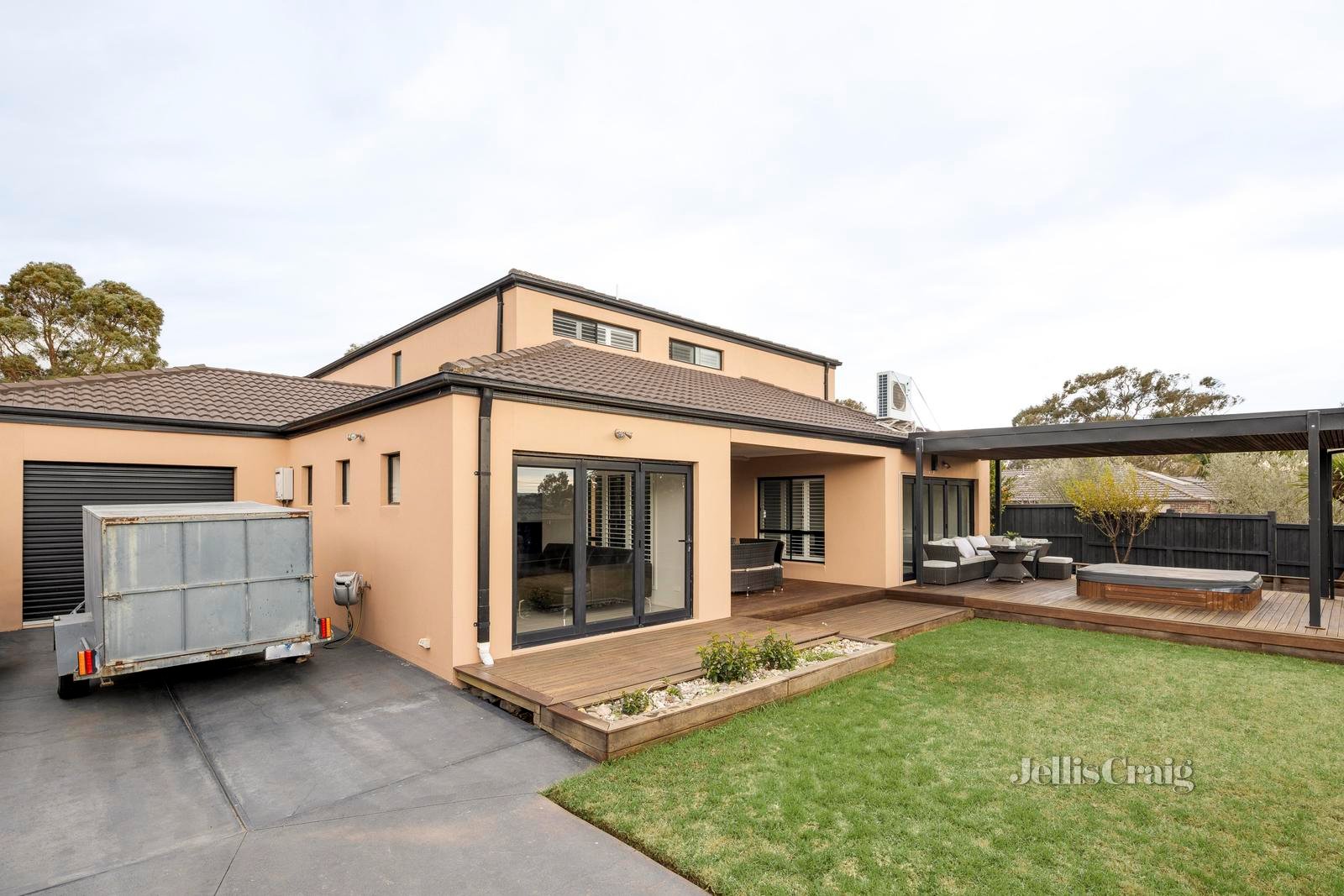 7 Hutmil Drive, South Morang image 18