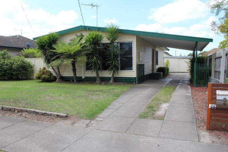 7 Hyland Court Sale - Image 1