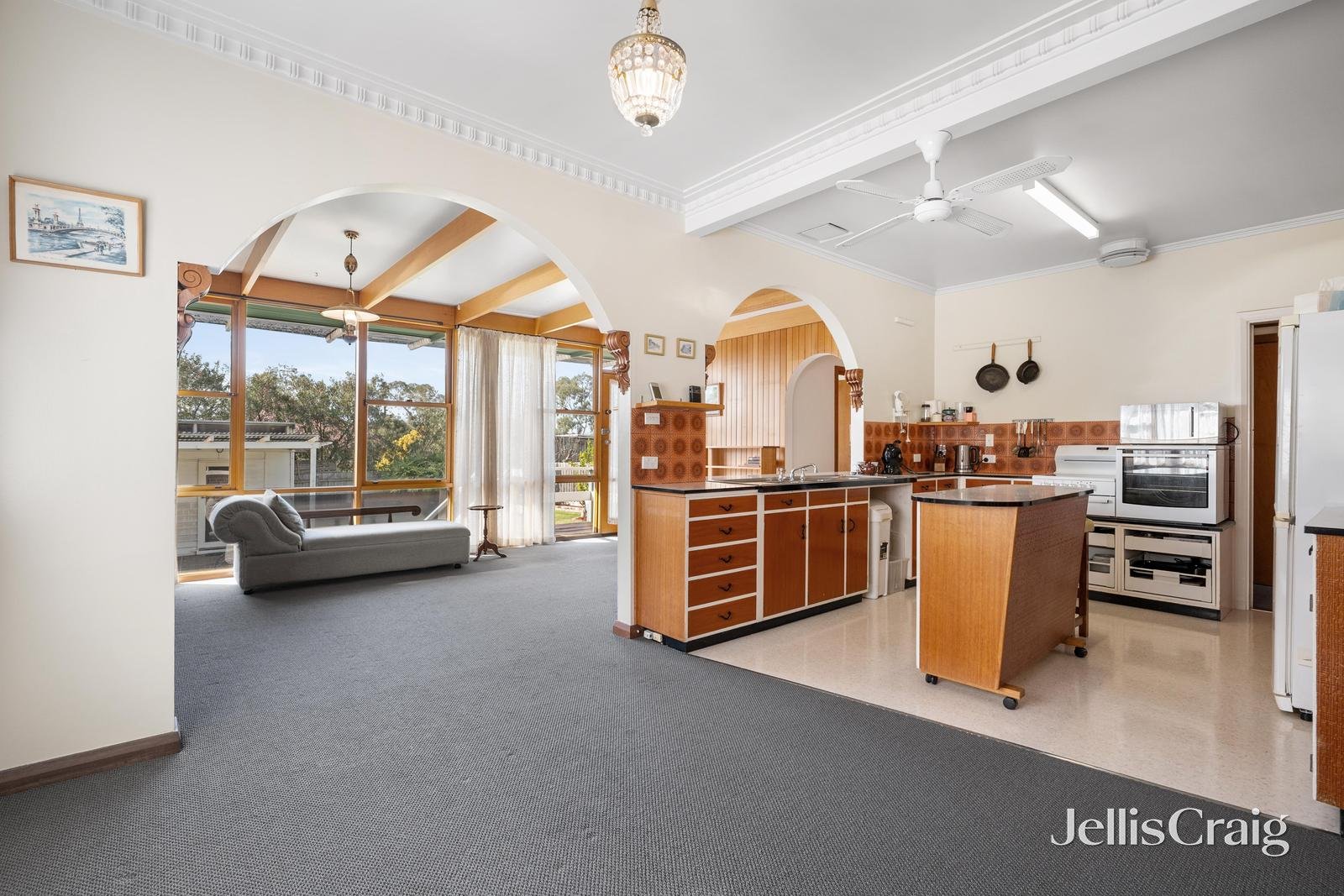 7 Inga Street, Burwood East image 3