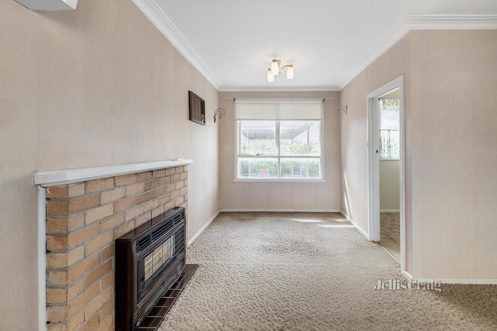 7 Ireland Street, Burwood image 3