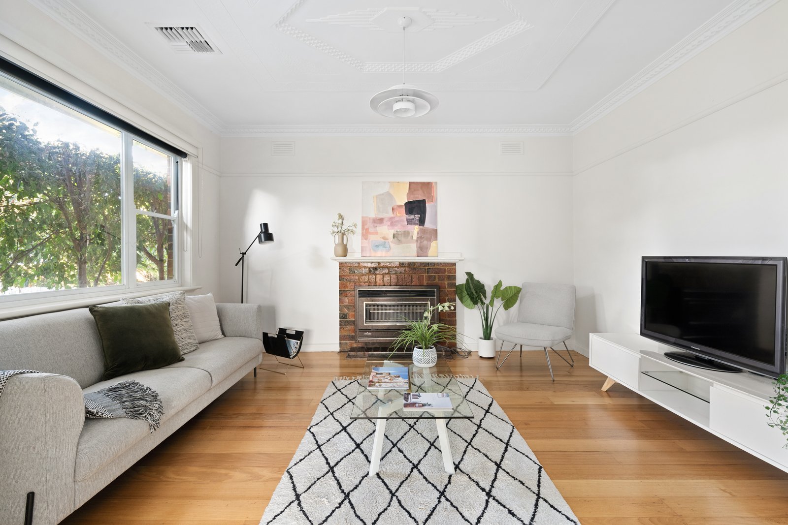 Property Gallery Thumbnail 9