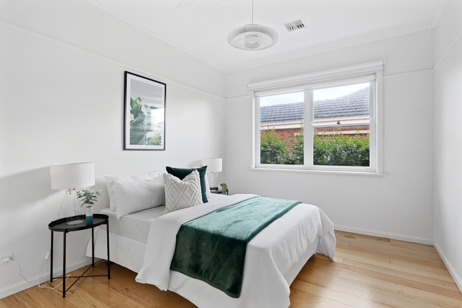 Property Gallery Thumbnail 12