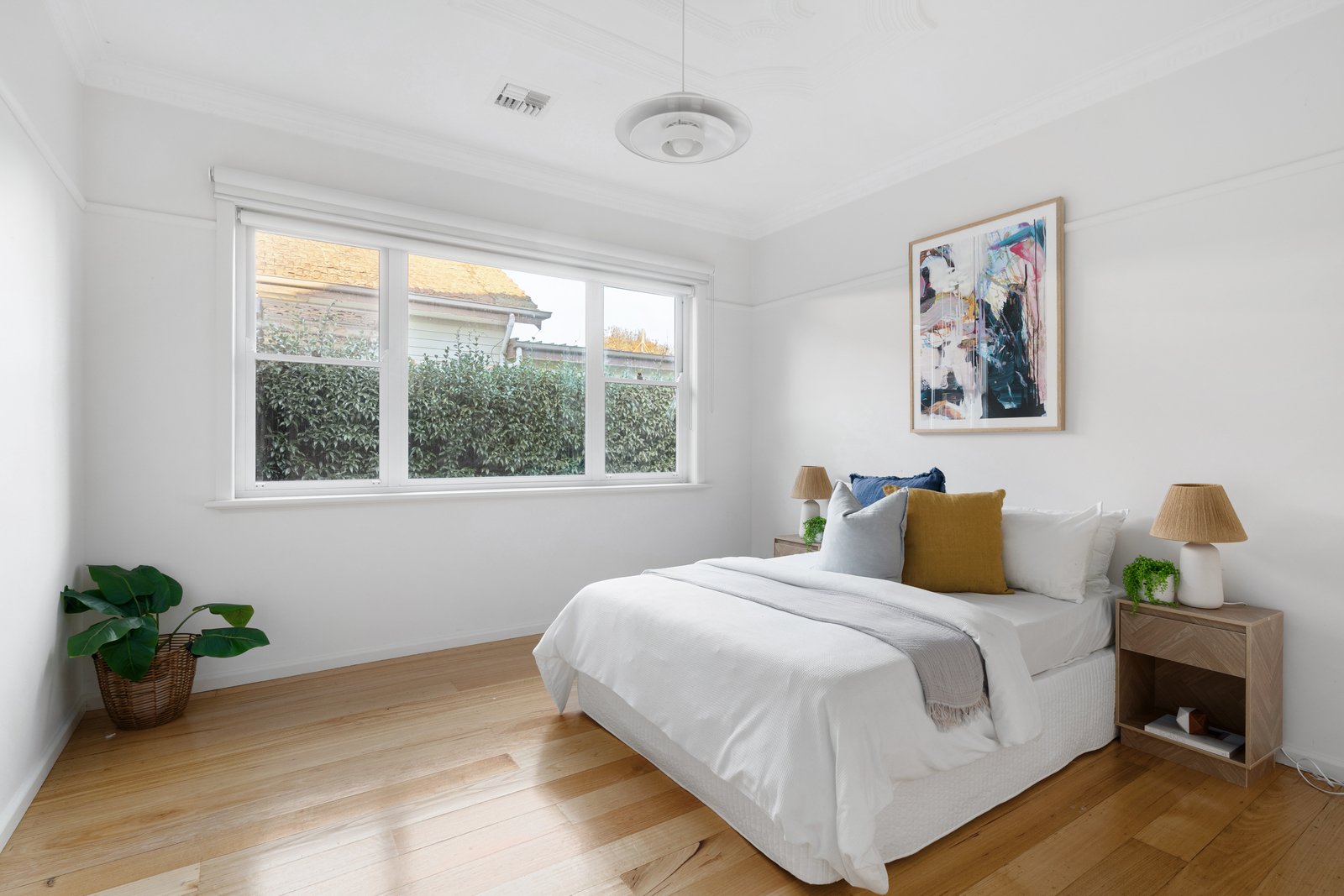 Property Gallery Thumbnail 13