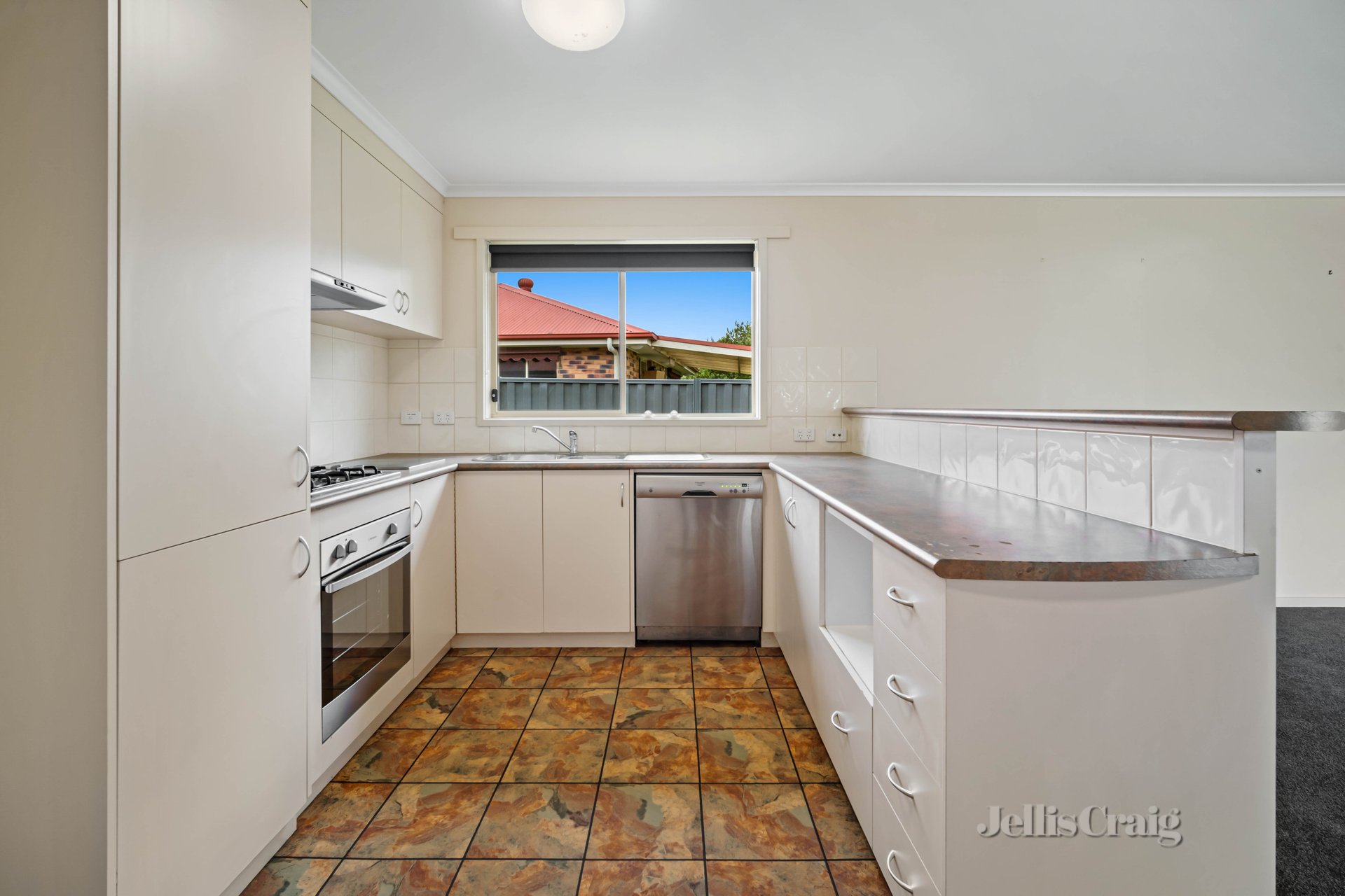 7 Jemacra Place, Mount Clear image 5