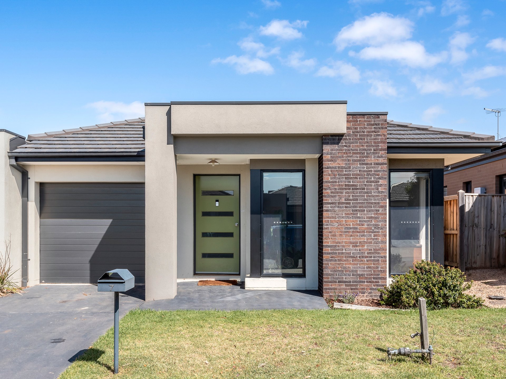 7 Jobbins Street, North Geelong image 1