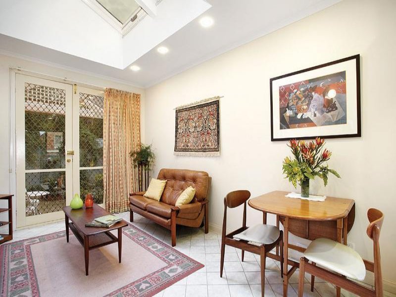 7 John Street, Balwyn image 3