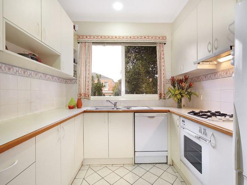 7 John Street, Balwyn image 4
