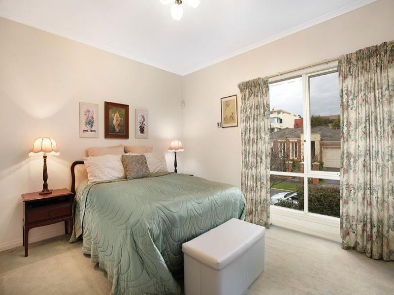 7 John Street, Balwyn image 5