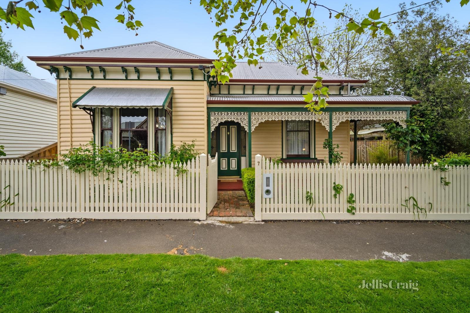 7 Johnson Street, Ballarat Central image 1