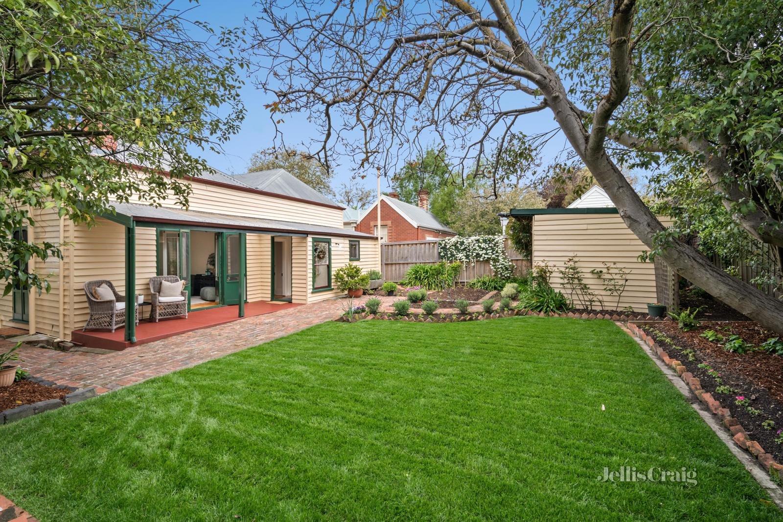 7 Johnson Street, Ballarat Central image 9