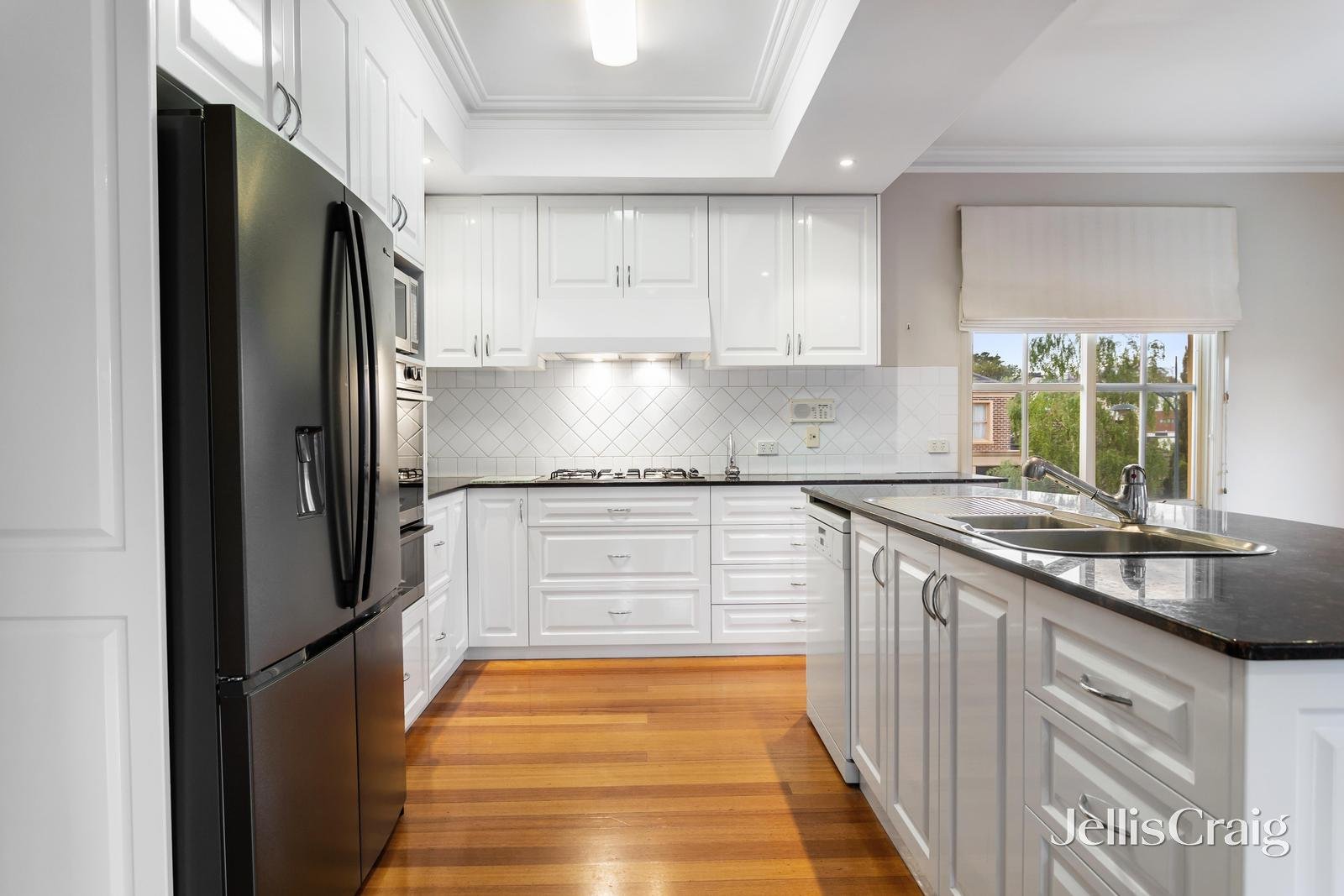 7 Katandra Place, Doncaster East image 6