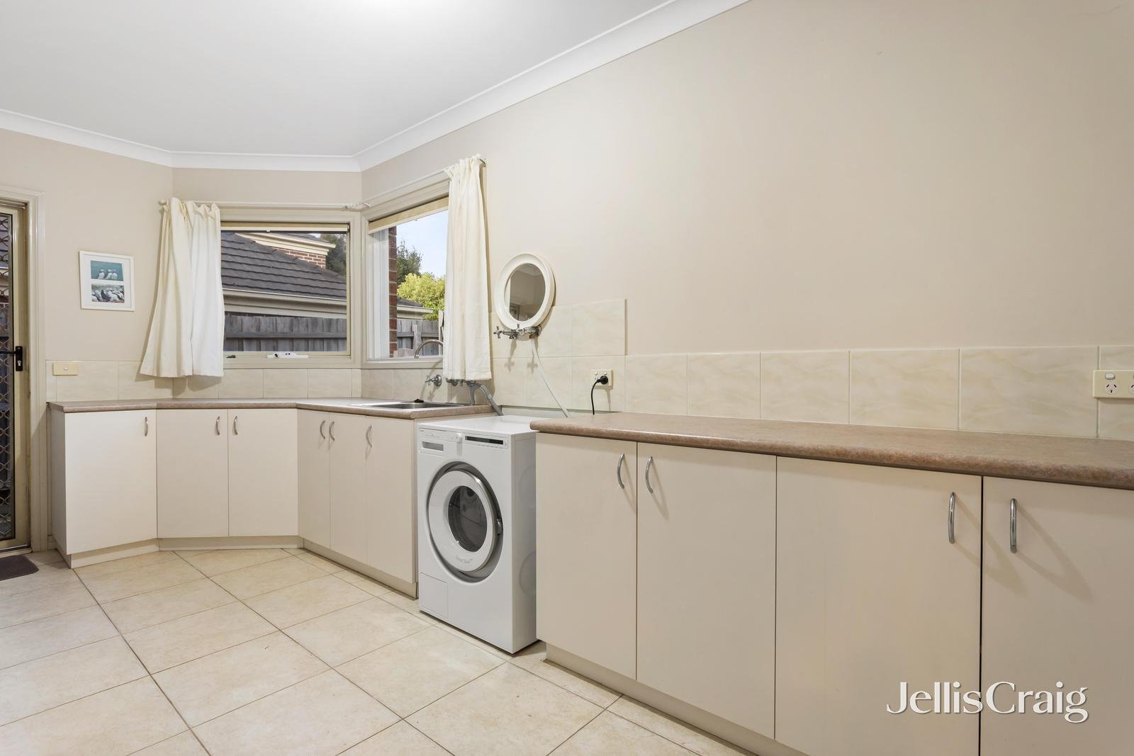 7 Katandra Place, Doncaster East image 11