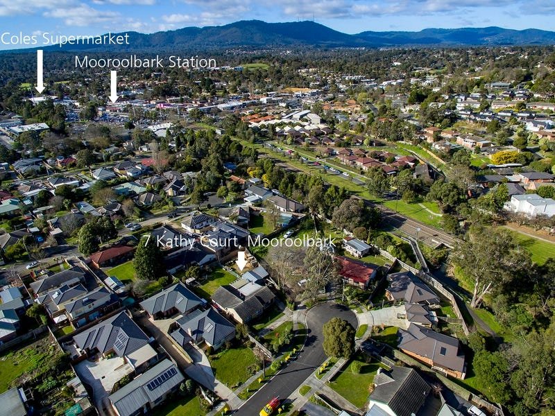 7 Kathy Court, Mooroolbark image 2