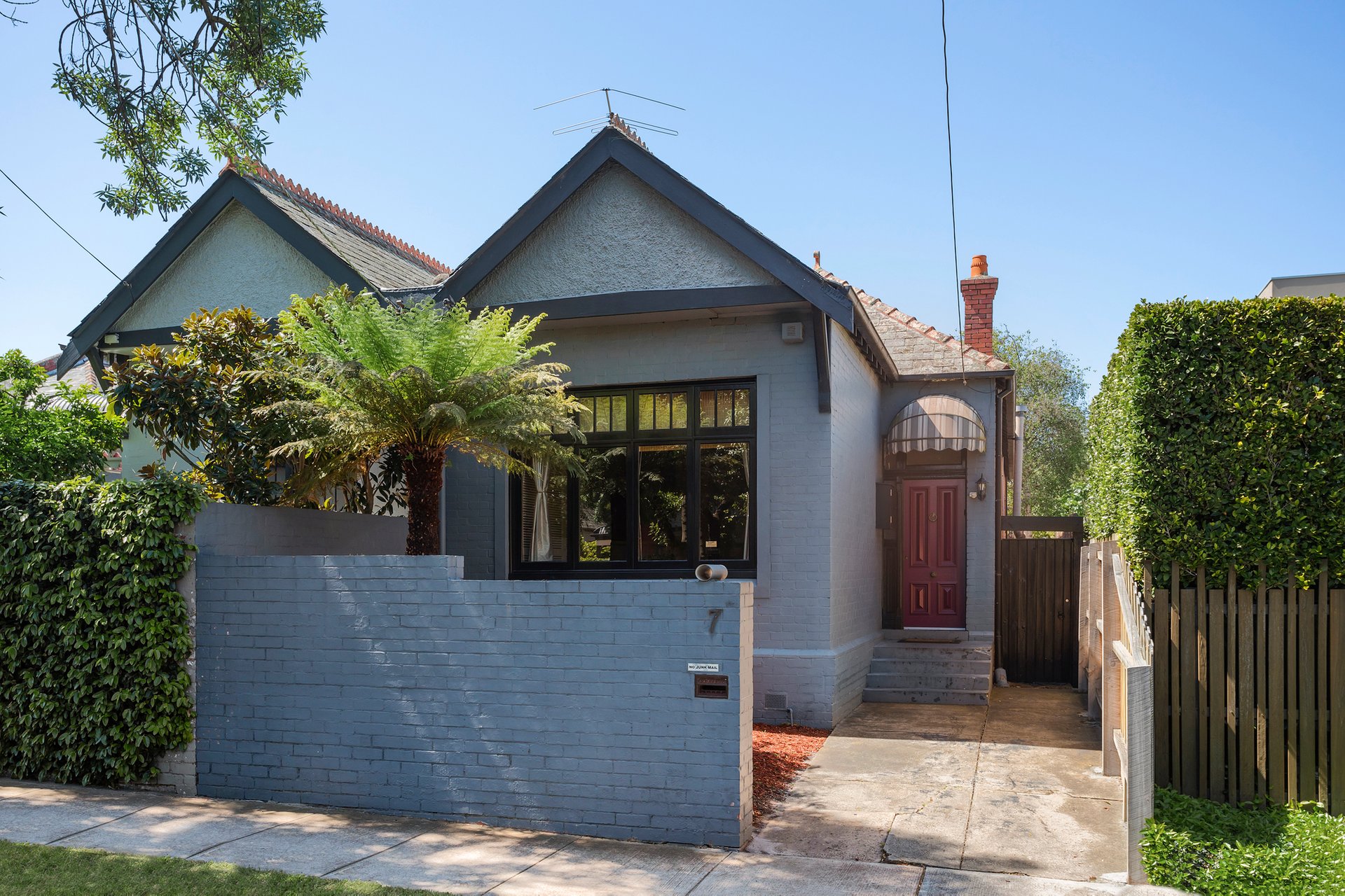 Property Gallery - Main Image
