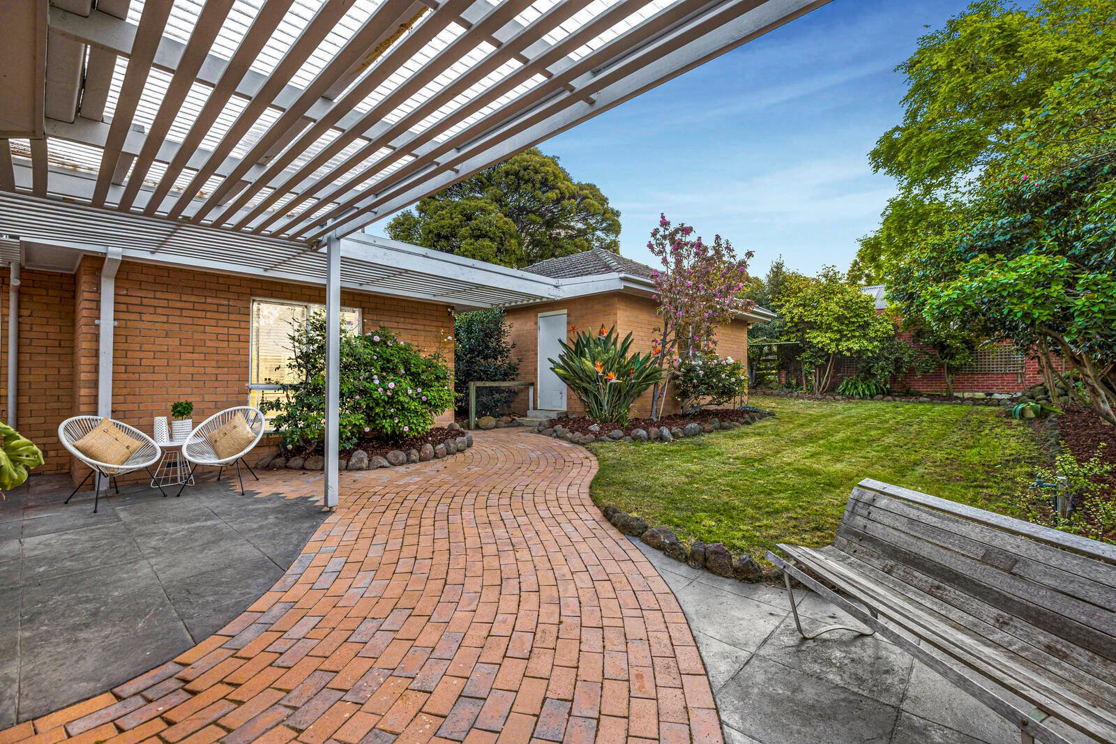 Property Gallery Thumbnail 14