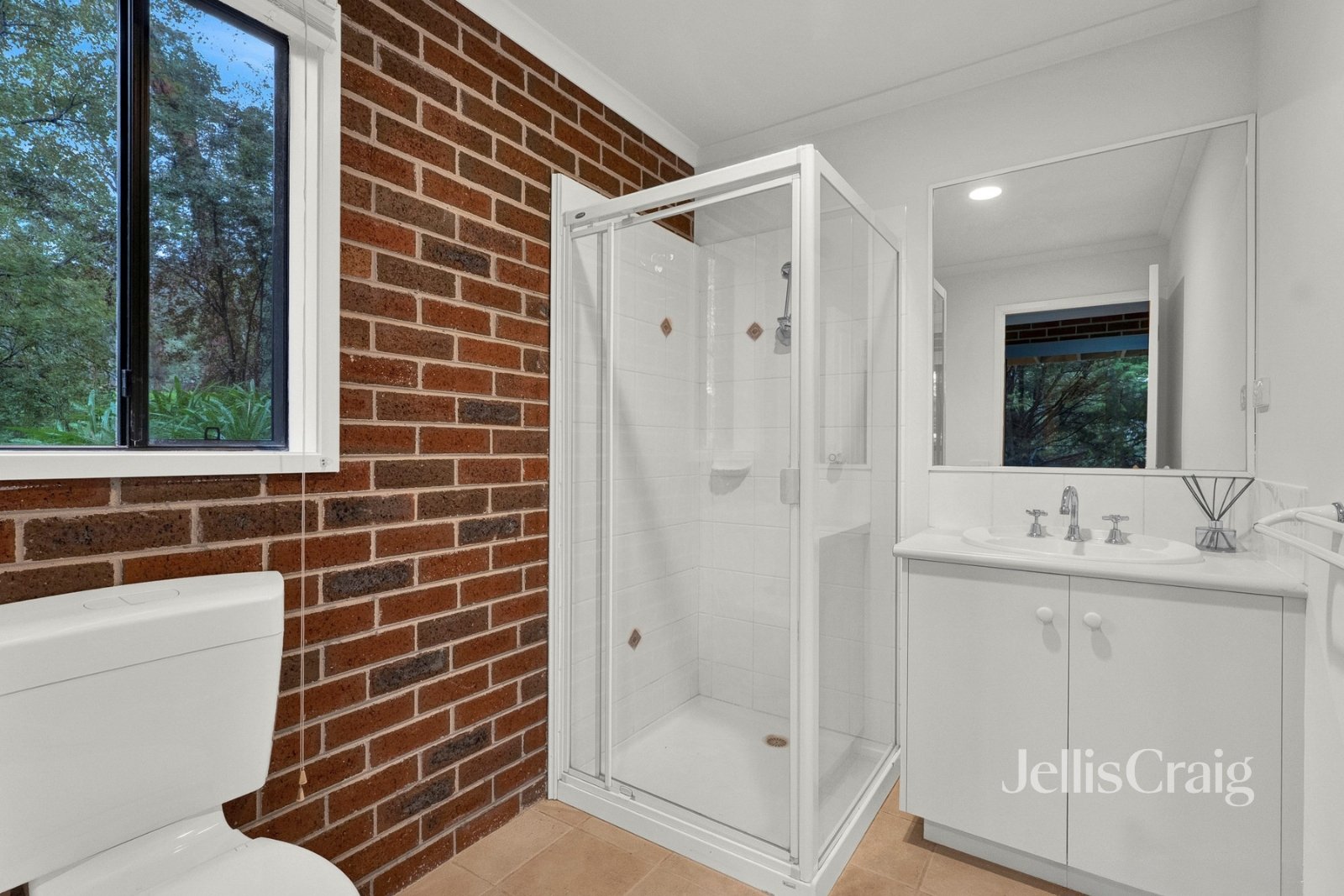 7 Kimberley Close, Eltham image 11